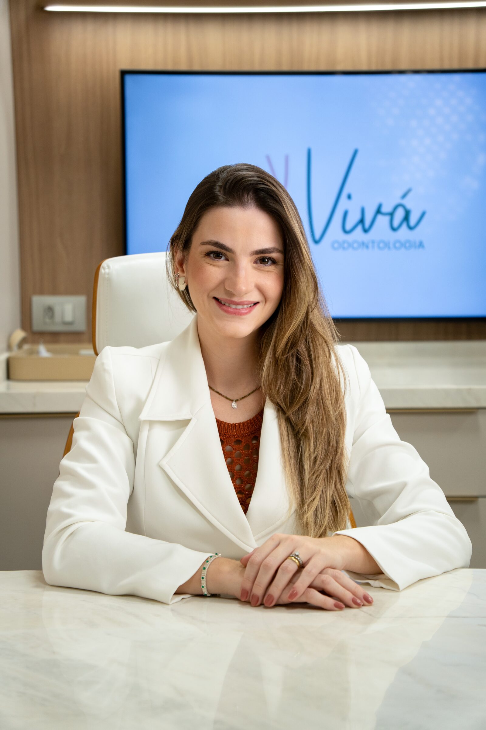 Dra. Gabriella, Prótese Dentária